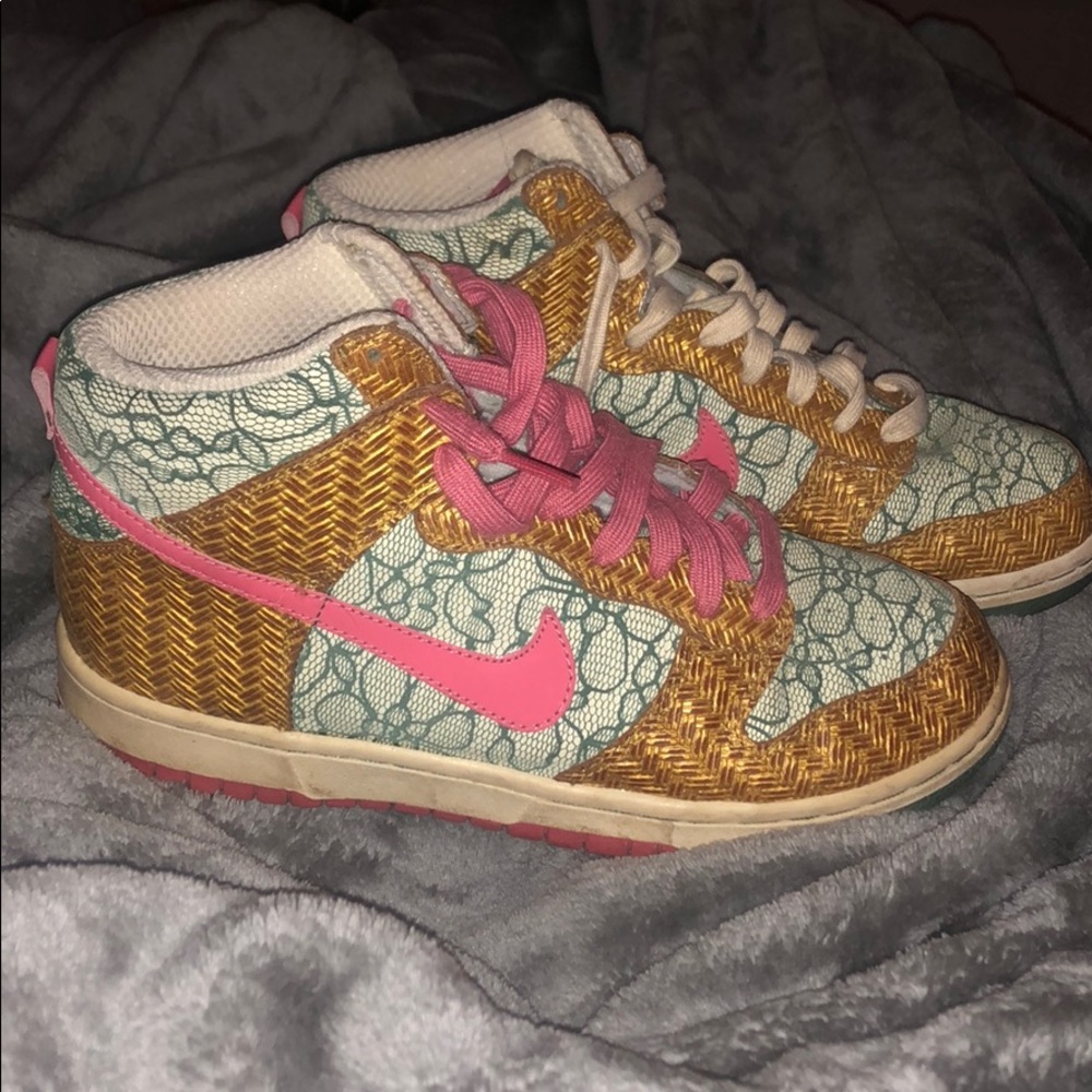 Nike SB Hightop women’s dunks